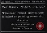 Standbild trainierten Schimpansen Fredericksburg Virginia USA, 1929, aus Sekunde 11 historischem Filmmaterial Videoclip 65675041385