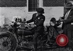 Standbild trainierten Schimpansen Fredericksburg Virginia USA, 1929, aus Sekunde 18 historischem Filmmaterial Videoclip 65675041385