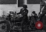 Standbild trainierten Schimpansen Fredericksburg Virginia USA, 1929, aus Sekunde 20 historischem Filmmaterial Videoclip 65675041385