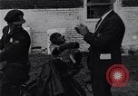 Standbild trainierten Schimpansen Fredericksburg Virginia USA, 1929, aus Sekunde 24 historischem Filmmaterial Videoclip 65675041385