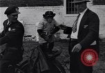 Standbild trainierten Schimpansen Fredericksburg Virginia USA, 1929, aus Sekunde 37 historischem Filmmaterial Videoclip 65675041385