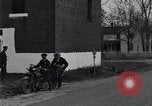 Standbild trainierten Schimpansen Fredericksburg Virginia USA, 1929, aus Sekunde 47 historischem Filmmaterial Videoclip 65675041385