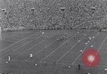 Standbild Fußballspiel New Haven Connecticut USA, 1929, aus Sekunde 22 historischem Filmmaterial Videoclip 65675041390