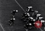 Standbild Fußballspiel New Haven Connecticut USA, 1929, aus Sekunde 34 historischem Filmmaterial Videoclip 65675041390