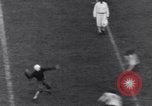 Standbild Fußballspiel New Haven Connecticut USA, 1929, aus Sekunde 37 historischem Filmmaterial Videoclip 65675041390
