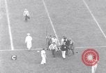 Standbild Fußballspiel New Haven Connecticut USA, 1929, aus Sekunde 48 historischem Filmmaterial Videoclip 65675041390