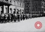 Standbild Bundeskanzler Bruening Gleiwitz Deutschland, 1931, aus Sekunde 52 historischem Filmmaterial Videoclip 65675041395