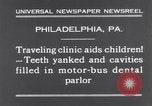 Immagine di Salone dentale Philadelphia Pennsylvania USA, 1931, secondo 10 filmato di repertorio 65675041398
