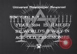 Standbild New Yorker Juden beobachten Rosch Haschanah 1933 New York City USA, 1933, aus Sekunde 10 historischem Filmmaterial Videoclip 65675041403