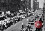 Standbild New Yorker Juden beobachten Rosch Haschanah 1933 New York City USA, 1933, aus Sekunde 11 historischem Filmmaterial Videoclip 65675041403