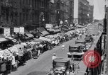 Standbild New Yorker Juden beobachten Rosch Haschanah 1933 New York City USA, 1933, aus Sekunde 12 historischem Filmmaterial Videoclip 65675041403