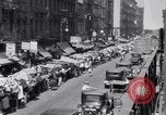 Standbild New Yorker Juden beobachten Rosch Haschanah 1933 New York City USA, 1933, aus Sekunde 13 historischem Filmmaterial Videoclip 65675041403