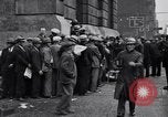 Standbild Arbeitslose Kriegsveteranen Detroit Michigan USA, 1933, aus Sekunde 21 historischem Filmmaterial Videoclip 65675041405