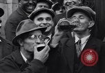 Standbild Arbeitslose Kriegsveteranen Detroit Michigan USA, 1933, aus Sekunde 28 historischem Filmmaterial Videoclip 65675041405
