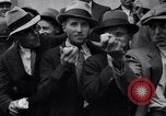 Standbild Arbeitslose Kriegsveteranen Detroit Michigan USA, 1933, aus Sekunde 30 historischem Filmmaterial Videoclip 65675041405