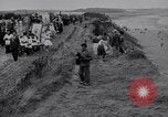 Standbild Pilger Dunwich England Vereinigtes Königreich, 1933, aus Sekunde 18 historischem Filmmaterial Videoclip 65675041407