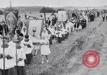 Standbild Pilger Dunwich England Vereinigtes Königreich, 1933, aus Sekunde 20 historischem Filmmaterial Videoclip 65675041407