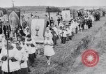 Standbild Pilger Dunwich England Vereinigtes Königreich, 1933, aus Sekunde 21 historischem Filmmaterial Videoclip 65675041407