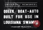Standbild amphibian Automobil Golden Meadow Louisiana USA, 1937, aus Sekunde 6 historischem Filmmaterial Videoclip 65675041417