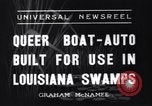 Standbild amphibian Automobil Golden Meadow Louisiana USA, 1937, aus Sekunde 7 historischem Filmmaterial Videoclip 65675041417