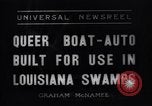Standbild amphibian Automobil Golden Meadow Louisiana USA, 1937, aus Sekunde 9 historischem Filmmaterial Videoclip 65675041417