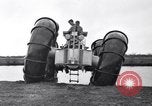 Standbild amphibian Automobil Golden Meadow Louisiana USA, 1937, aus Sekunde 35 historischem Filmmaterial Videoclip 65675041417