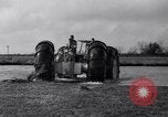 Standbild amphibian Automobil Golden Meadow Louisiana USA, 1937, aus Sekunde 47 historischem Filmmaterial Videoclip 65675041417