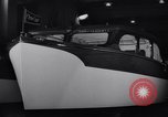 Standbild Motor Boat Show New York City USA, 1937, aus Sekunde 39 historischem Filmmaterial Videoclip 65675041418