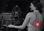 Standbild Motor Boat Show New York City USA, 1937, aus Sekunde 49 historischem Filmmaterial Videoclip 65675041418