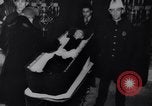 Standbild Bruder Andre Trauerzug Montreal Quebec Kanada, 1937, aus Sekunde 34 historischem Filmmaterial Videoclip 65675041420