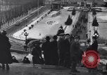 Standbild Bruder Andre Trauerzug Montreal Quebec Kanada, 1937, aus Sekunde 58 historischem Filmmaterial Videoclip 65675041420