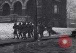 Immagine di Guardie Nazionali Auburn Maine USA, 1937, secondo 10 filmato di repertorio 65675041424