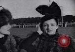 Immagine di Corsa di cavalli Longchamps Francia, 1938, secondo 21 filmato di repertorio 65675041436