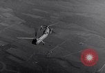 Standbild YH-16A wellenleistungs taktischer Transporthubschrauber United States USA, 1955, aus Sekunde 38 historischem Filmmaterial Videoclip 65675041442