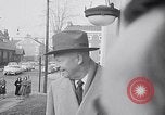 Standbild Dwight Eisenhower im Gespräch mit Martin Lautsprecher United States USA, 1953, aus Sekunde 12 historischem Filmmaterial Videoclip 65675041443