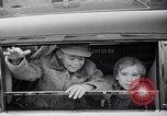 Standbild Dwight Eisenhower im Gespräch mit Martin Lautsprecher United States USA, 1953, aus Sekunde 30 historischem Filmmaterial Videoclip 65675041443