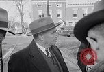 Standbild Dwight Eisenhower im Gespräch mit Martin Lautsprecher United States USA, 1953, aus Sekunde 35 historischem Filmmaterial Videoclip 65675041443