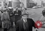 Standbild Dwight Eisenhower im Gespräch mit Martin Lautsprecher United States USA, 1953, aus Sekunde 49 historischem Filmmaterial Videoclip 65675041443