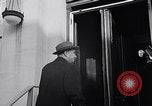 Standbild Dwight Eisenhower im Gespräch mit Martin Lautsprecher United States USA, 1953, aus Sekunde 56 historischem Filmmaterial Videoclip 65675041443