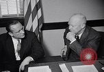 Standbild Dwight Eisenhower Treffen mit William Knowland United States USA, 1953, aus Sekunde 27 historischem Filmmaterial Videoclip 65675041444