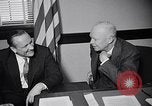 Standbild Dwight Eisenhower Treffen mit William Knowland United States USA, 1953, aus Sekunde 29 historischem Filmmaterial Videoclip 65675041444