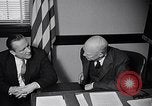 Standbild Dwight Eisenhower Treffen mit William Knowland United States USA, 1953, aus Sekunde 37 historischem Filmmaterial Videoclip 65675041444