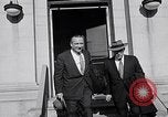Standbild Dwight Eisenhower Treffen mit William Knowland United States USA, 1953, aus Sekunde 53 historischem Filmmaterial Videoclip 65675041444