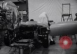 Standbild 1957 Pontiac Firebird 2 Concept Car United States USA, 1956, aus Sekunde 12 historischem Filmmaterial Videoclip 65675041445