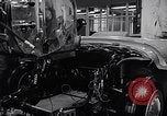 Standbild 1957 Pontiac Firebird 2 Concept Car United States USA, 1956, aus Sekunde 17 historischem Filmmaterial Videoclip 65675041445