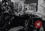 Standbild 1957 Pontiac Firebird 2 Concept Car United States USA, 1956, aus Sekunde 23 historischem Filmmaterial Videoclip 65675041445
