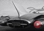 Standbild 1957 Pontiac Firebird 2 Concept Car United States USA, 1956, aus Sekunde 36 historischem Filmmaterial Videoclip 65675041445