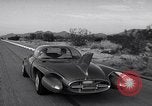 Standbild 1957 Pontiac Firebird 2 Concept Car United States USA, 1956, aus Sekunde 46 historischem Filmmaterial Videoclip 65675041445