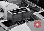 Standbild britische Rover Unternehmen Gas turbine Auto Belgien, 1952, aus Sekunde 17 historischem Filmmaterial Videoclip 65675041447