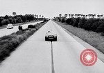 Standbild britische Rover Unternehmen Gas turbine Auto Belgien, 1952, aus Sekunde 30 historischem Filmmaterial Videoclip 65675041447